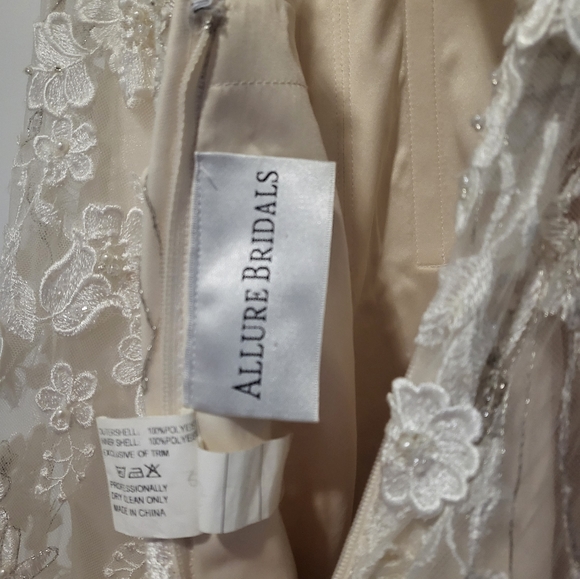 Size 12 Allure Bridals Style 9220 Color G/I/S - Picture 5 of 8